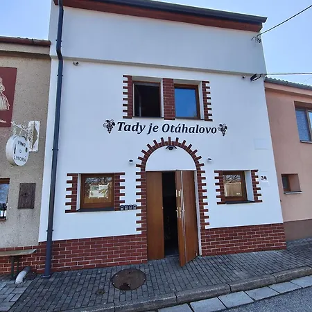 - Sklipek Otáhalovo Apartmán Cejkovice (Hodonin)