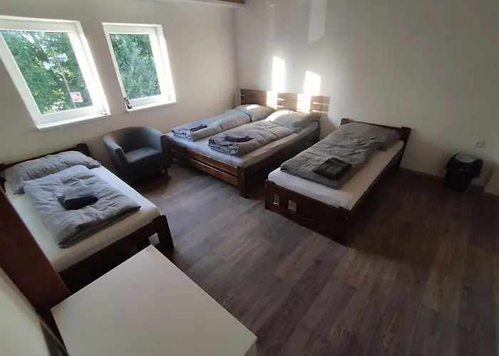- Sklipek Otáhalovo * Cejkovice (Hodonin)